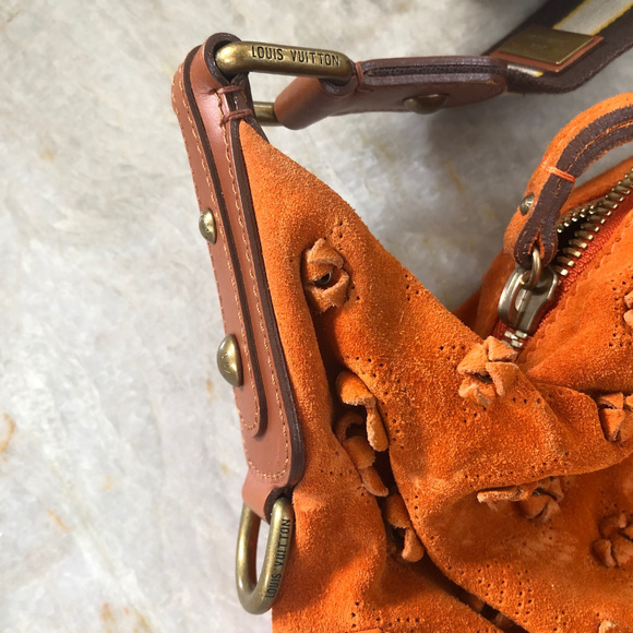 Litd Edition ORANGE Louis Vuitton Monogram Onatah Fleurs - Picture 5 of 9